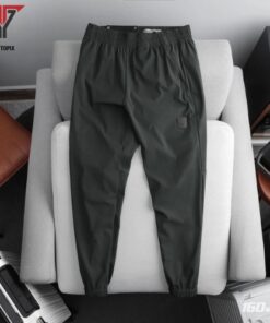 Reebok Men’s Classic Fleece Joggers